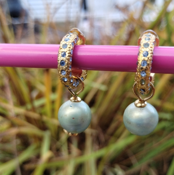 Chanel Vintage Earrings Coco Logo Motif Swing Pale Blue Rhinestone Gold Plated - Picture 9 of 12